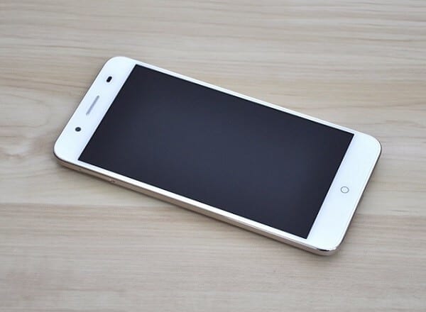 ZTE Blade A2 Plus Review 3