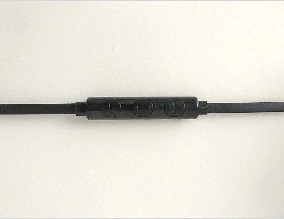 ES 70TY Earphones 4 ES 70TY Earphones 4