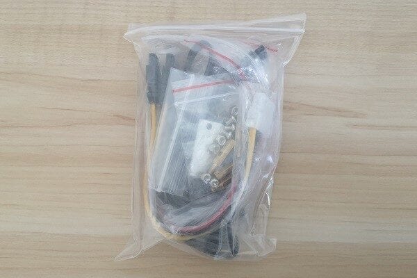 NanoPi M4 SATA HAT Pkg3