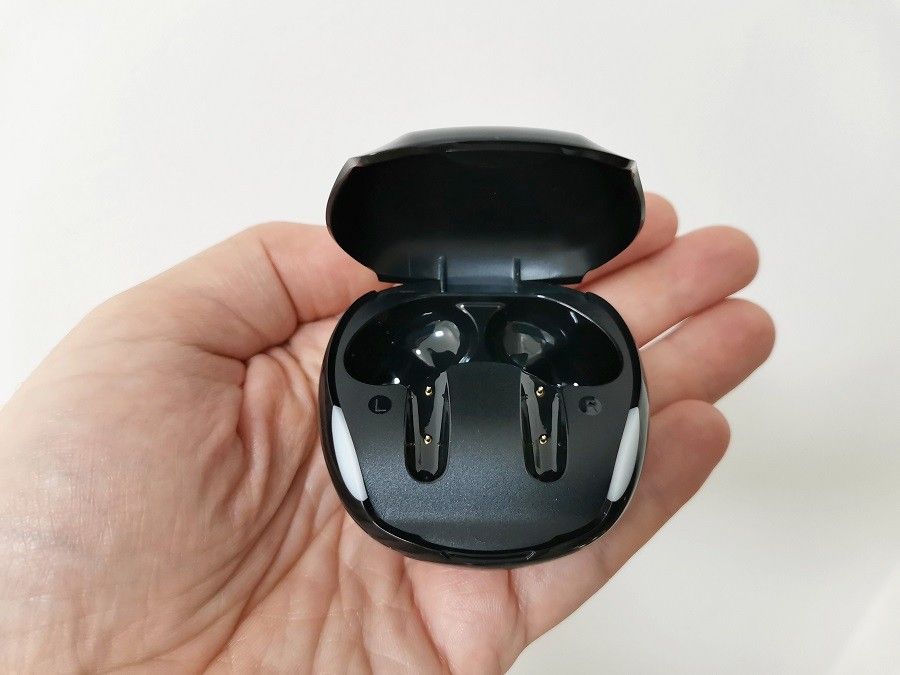 Tx92 Wireless Earbuds 2