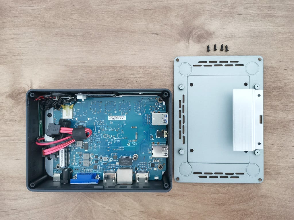 Mele Quieter Hd3q Open Case 2