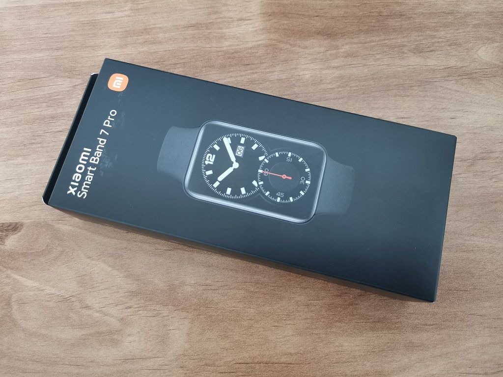Smart Band 7 Pro Package 1