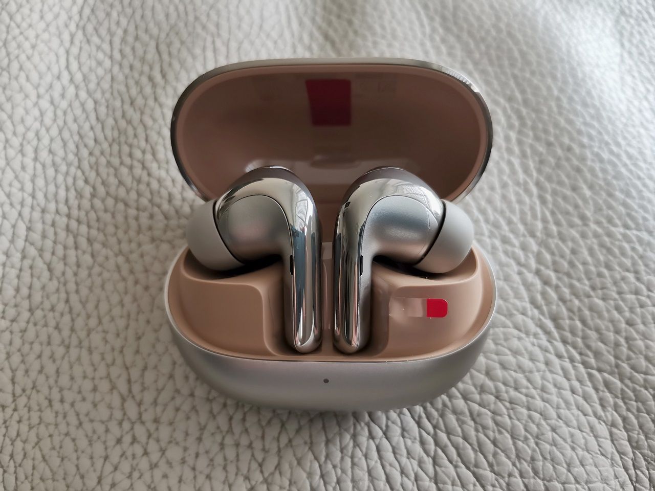 Xiaomi Buds 4 Pro 6