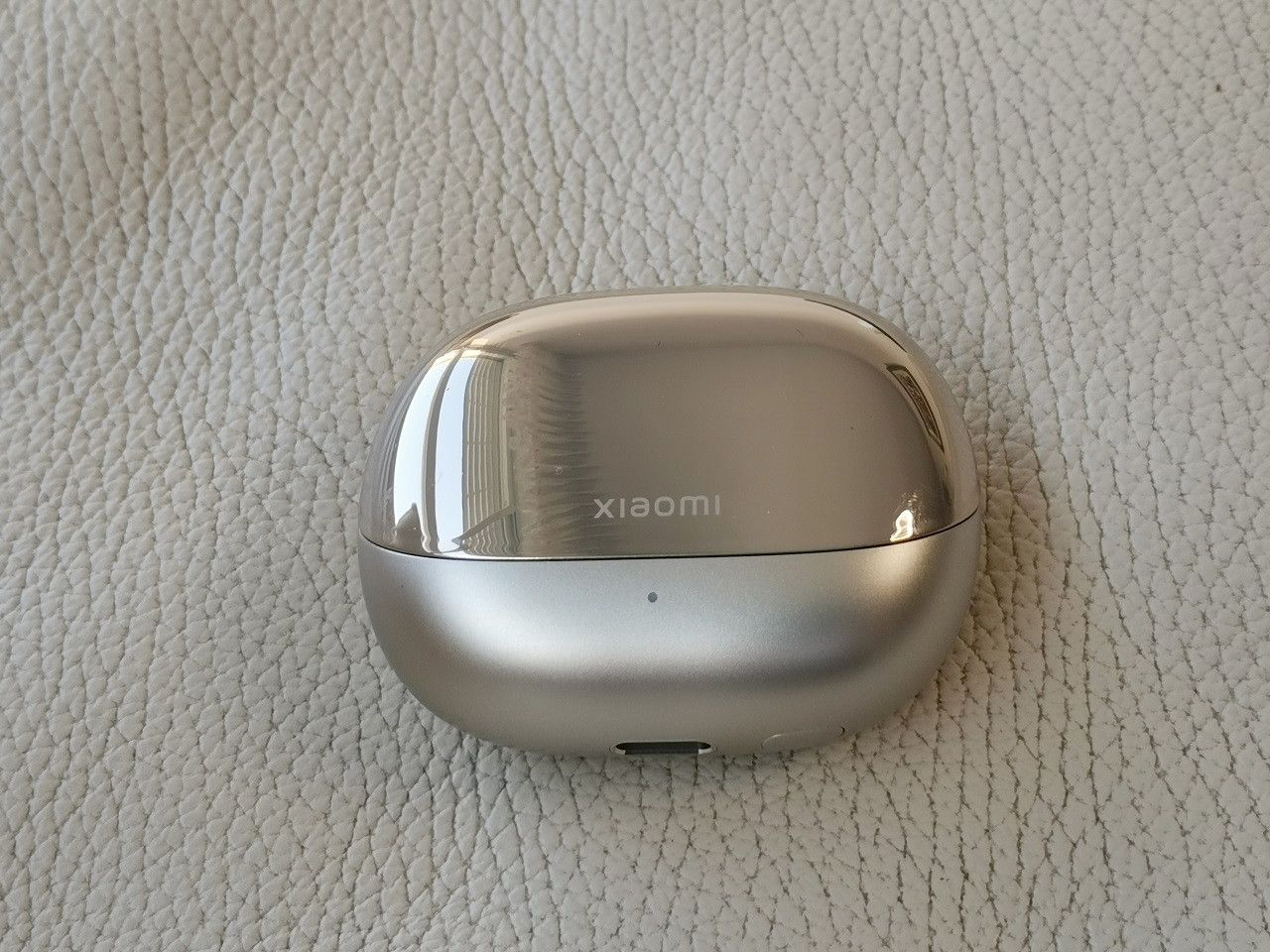 xiaomi buds 4 pro case 2