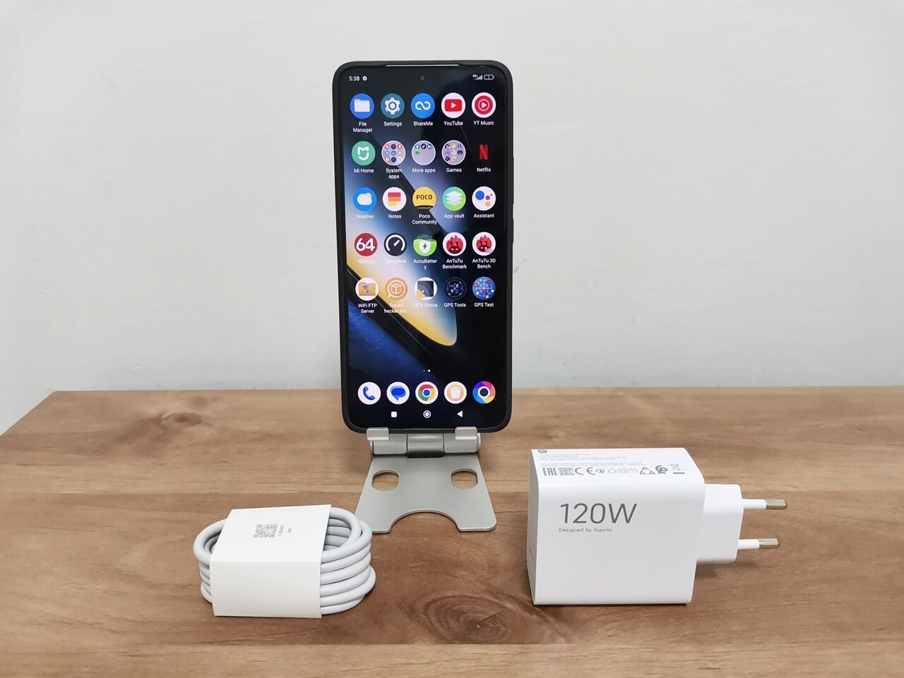 Poco F6 Pro Charging 2