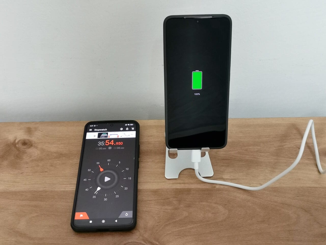 Poco F6 Pro Charging 3