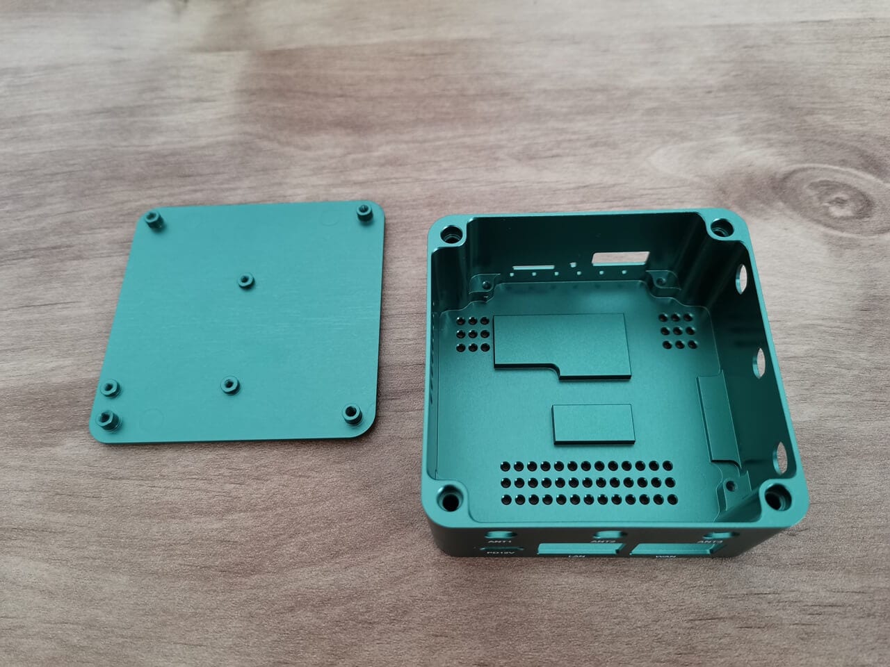 BPI WiFi6 Mini Case Kit 1