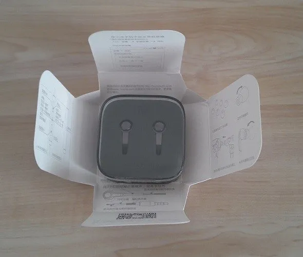 Xiaomi Piston 3 Generation Earphone Headphone unpacking