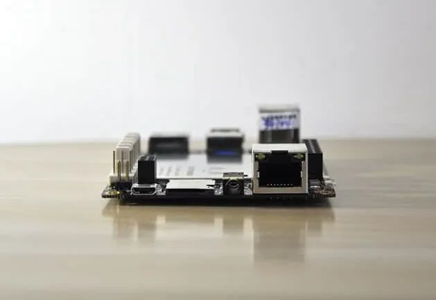 LattePanda Windows IoT Board Front