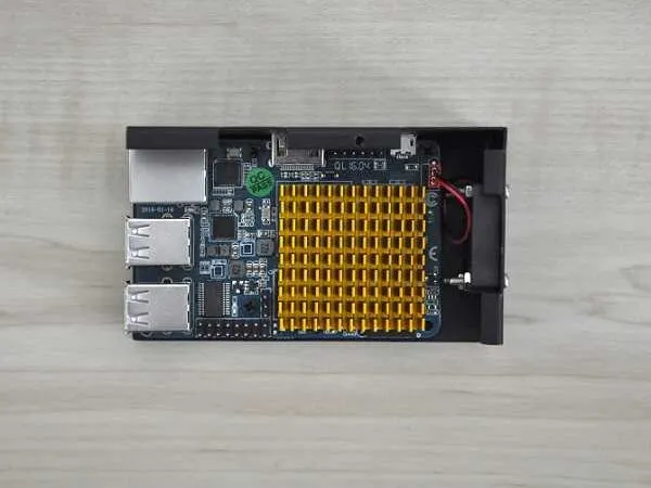 MiQi single board case with board 1