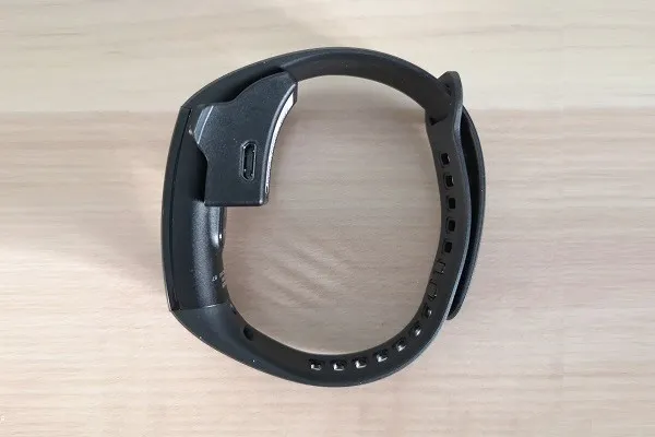 Huawei Honor Band 3 Charging P1