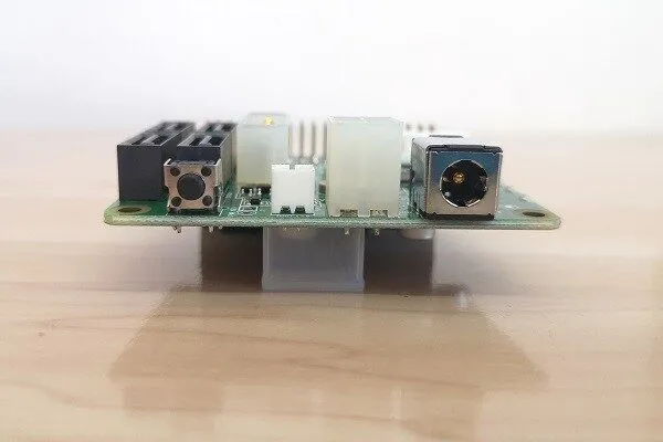 NanoPi M4 SATA HAT 6 NanoPi M4 SATA HAT 6