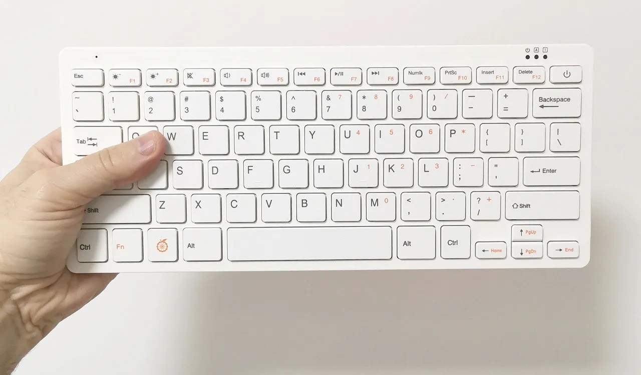Orange Pi 800 Review: All-in-one PC Inside a Keyboard Kit Orange Pi 800 Computer Kit