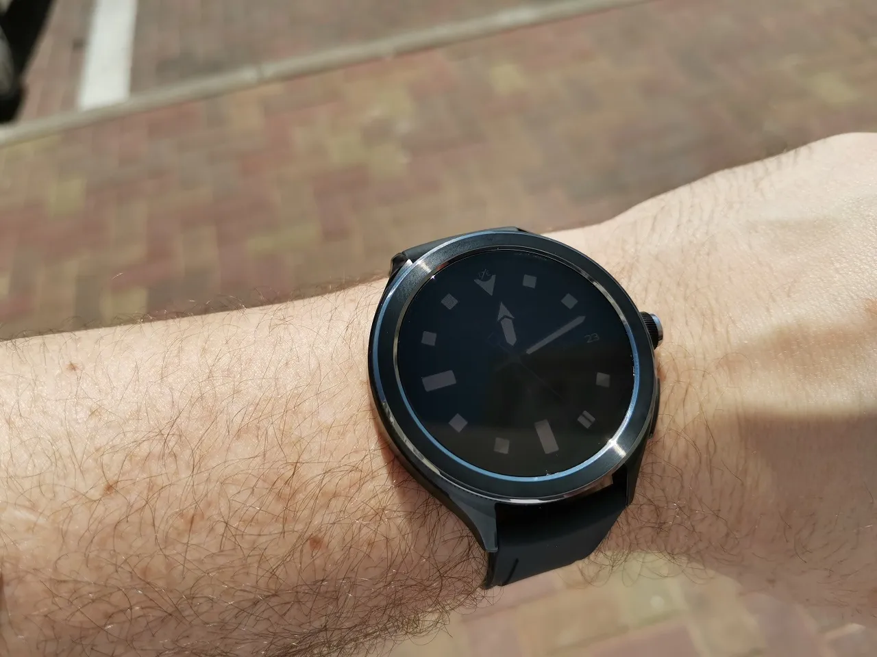 Watch 2 Pro Display 1