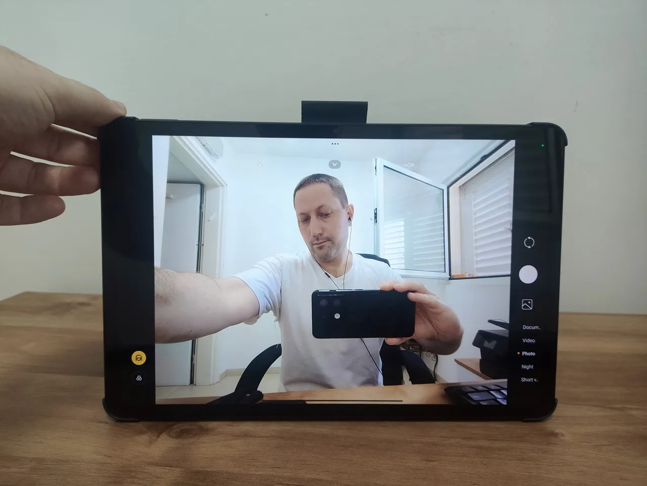 Poco Pad Font Camera