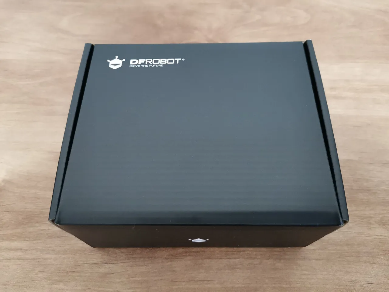 LatteIOT Metal Case Pkg 1