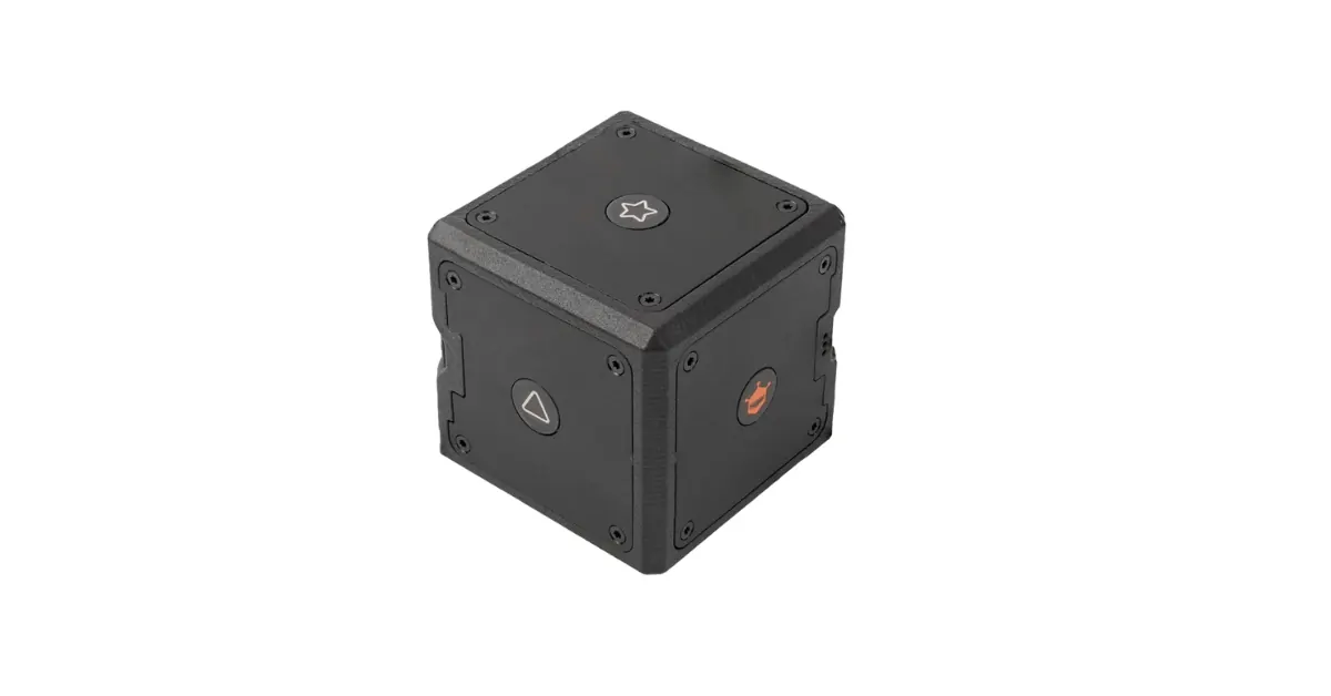 DFRobot Unveils seeMote Cube: A 6DoF Physical Controller for Apple Vision Pro