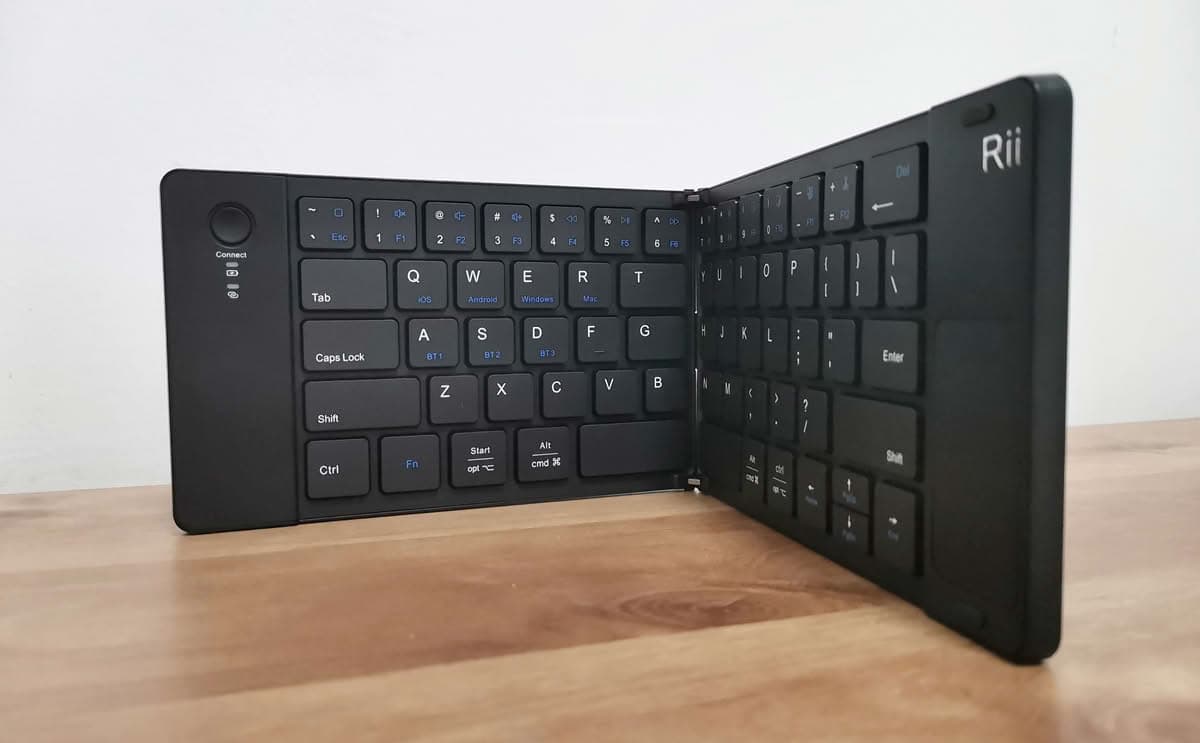 RiiTek RK808 Review: The Best Foldable Travel Keyboard? RiiTek RK808 Review