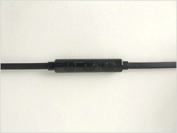 ES 70TY Earphones 4