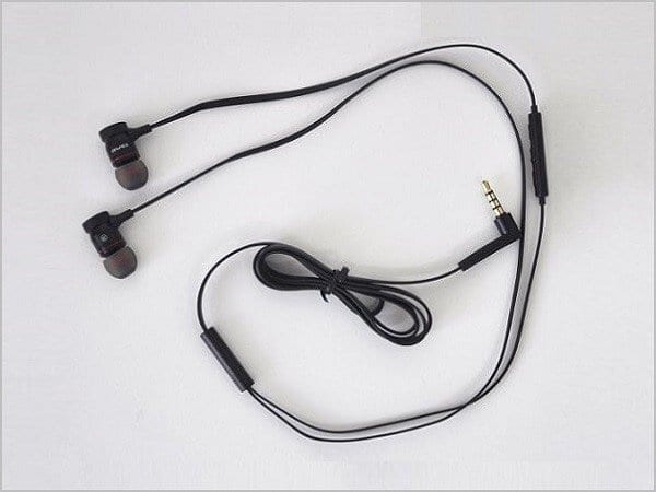 ES 70TY Earphones 7 ES 70TY Earphones 7