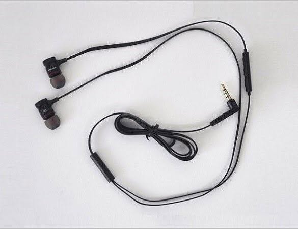 ES 70TY Earphones 7