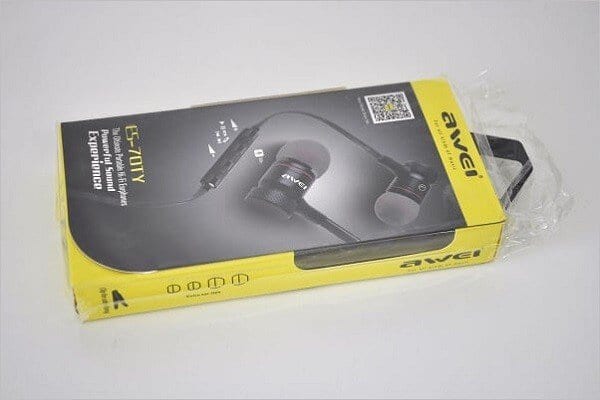 ES 70TY Earphones Package 1 ES 70TY Earphones Package 1