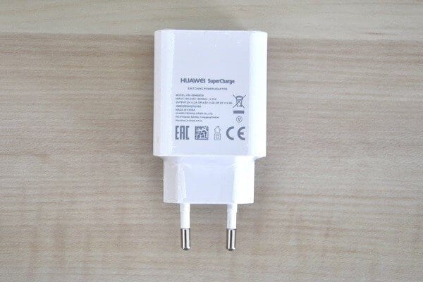 Huawei P20 Items 2 Huawei P20 Items 2