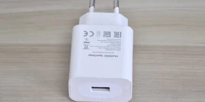Huawei P20 Items 3 Huawei P20 Items 3