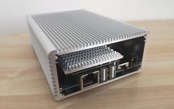 NEO Plus2 With 1 bay NAS Dock P4