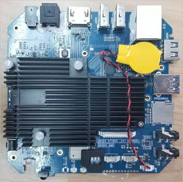 Ugoos AM6 PCB