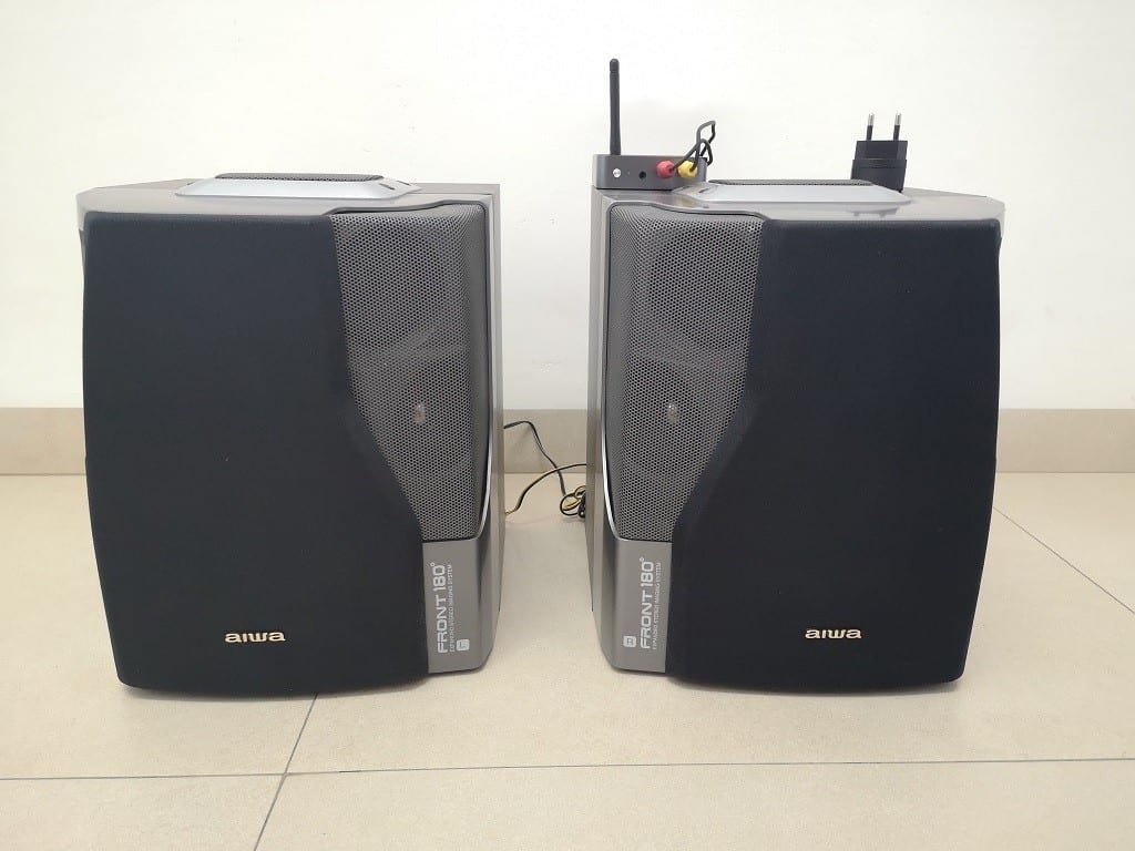 BW BR4 Speakers 1