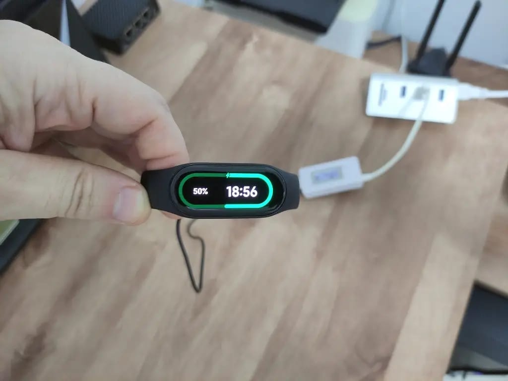 Xiaomi Smar Band 7 Charging 4
