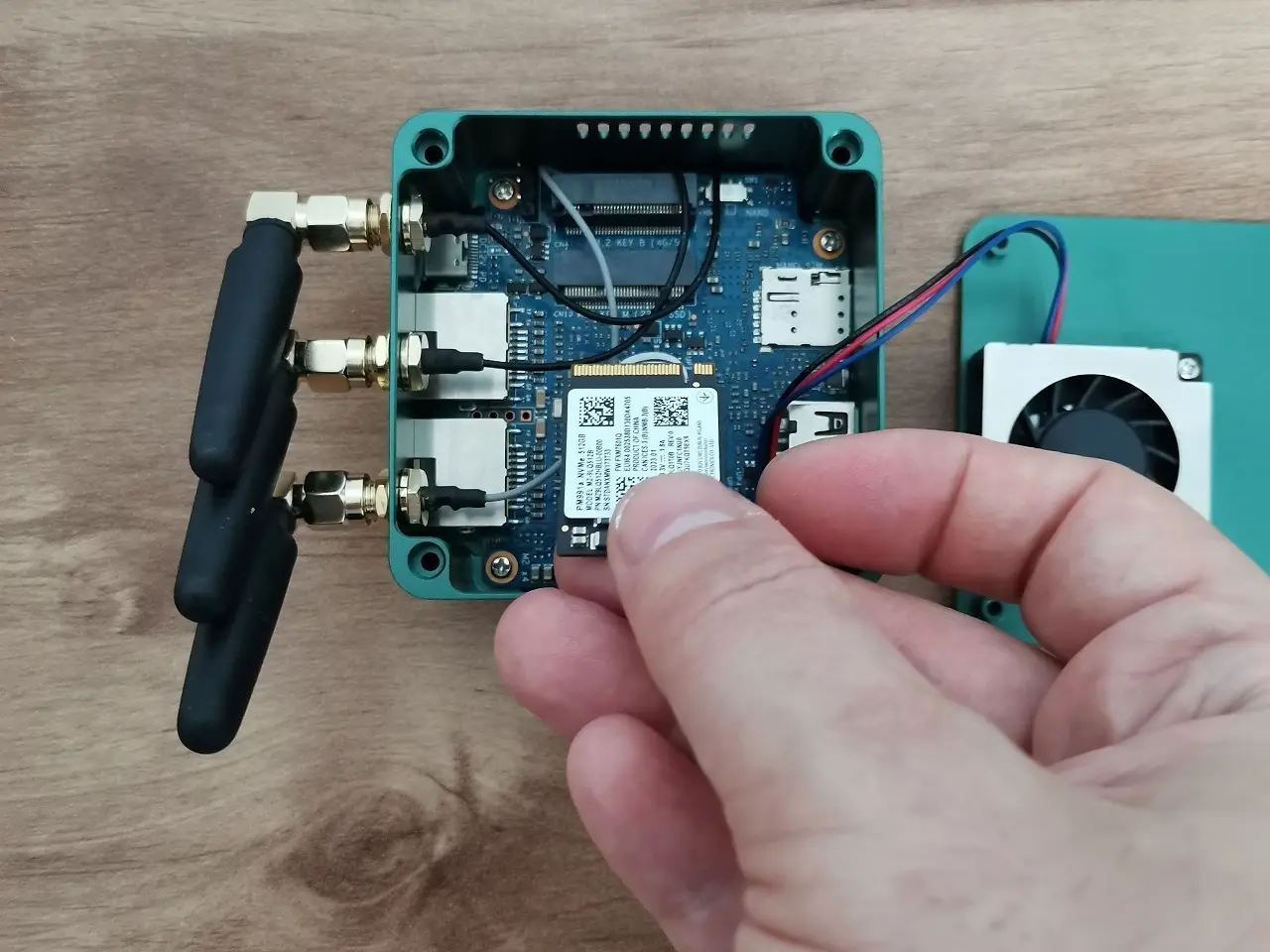 BPI-R3-Mini-NVMe-Install_2