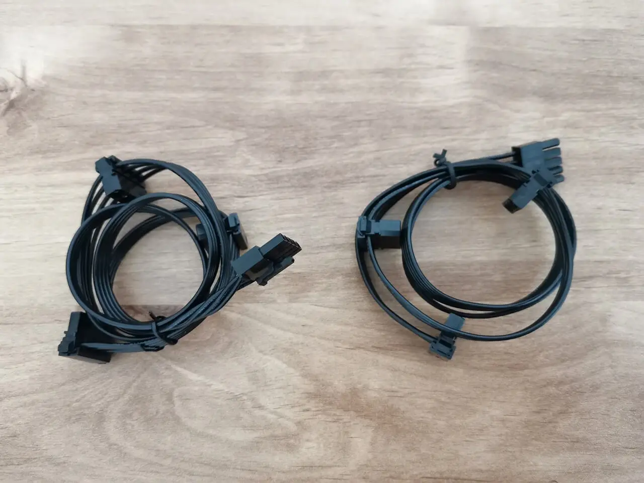 5 Pin Moldex Power Cable 1