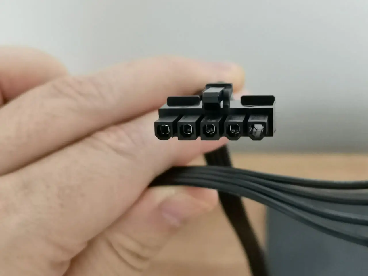 5 Pin Moldex Power Cable 2