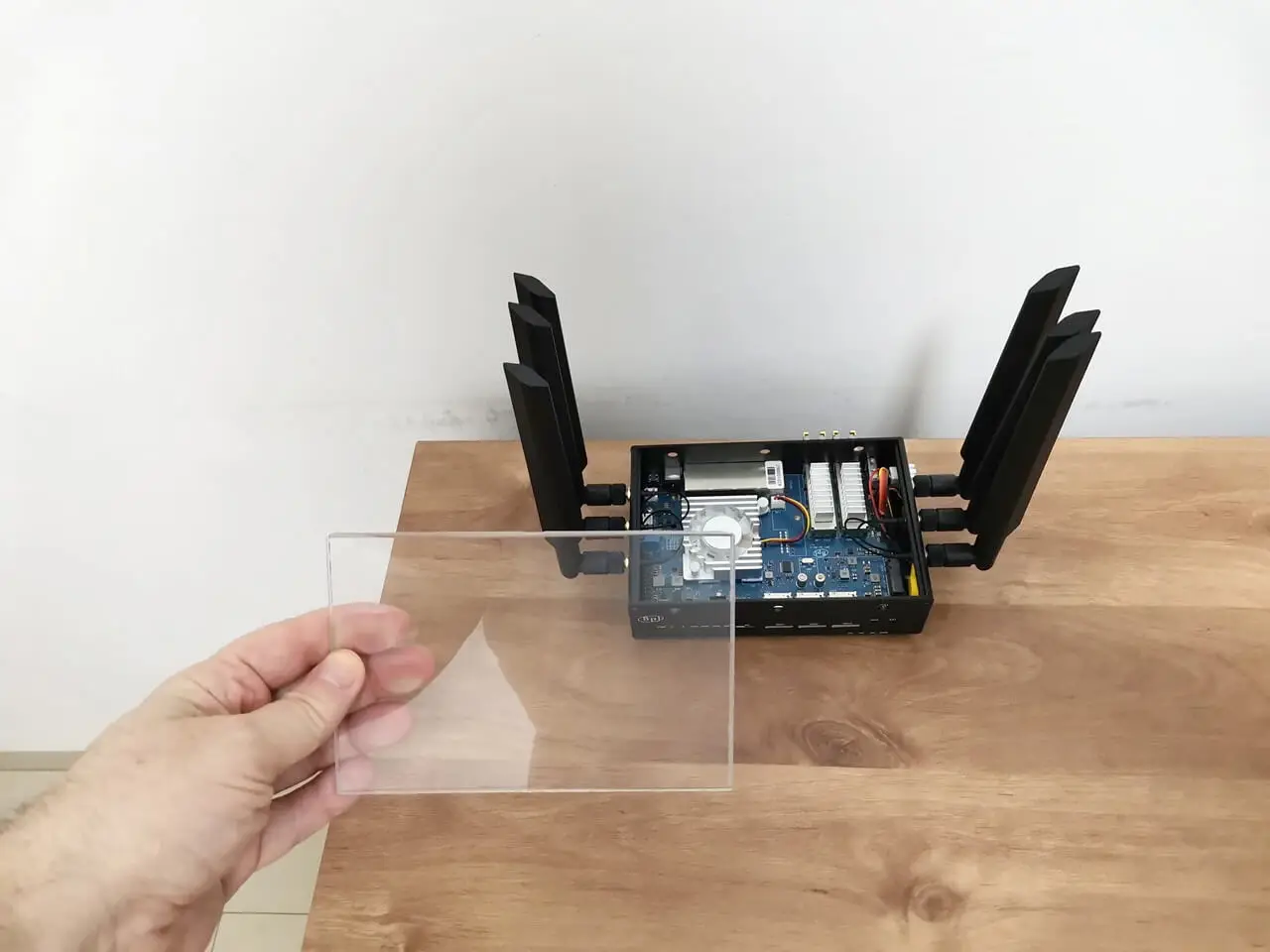 Banana Pi R4 Upper Cover 4