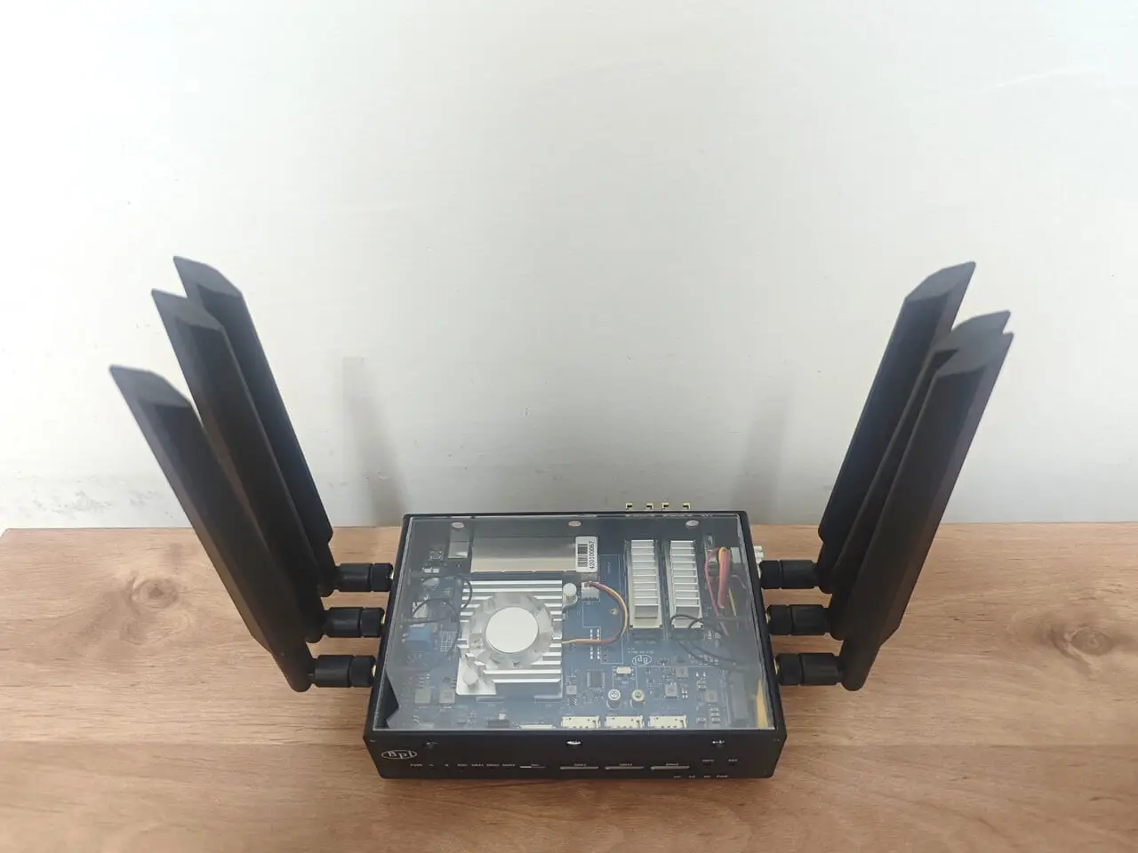 Banana Pi R4 Upper Cover 5