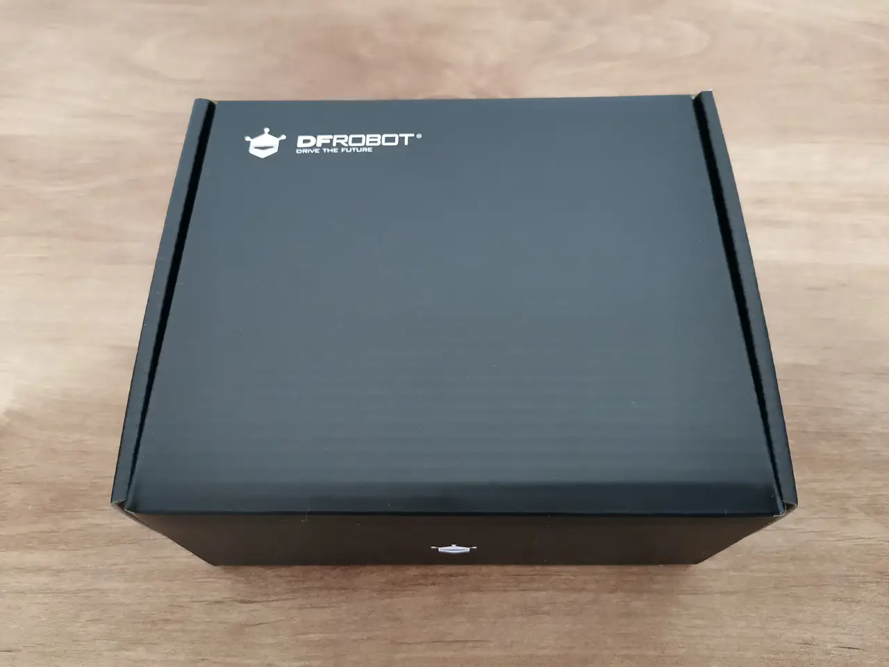 LatteIOT Metal Case Pkg 1