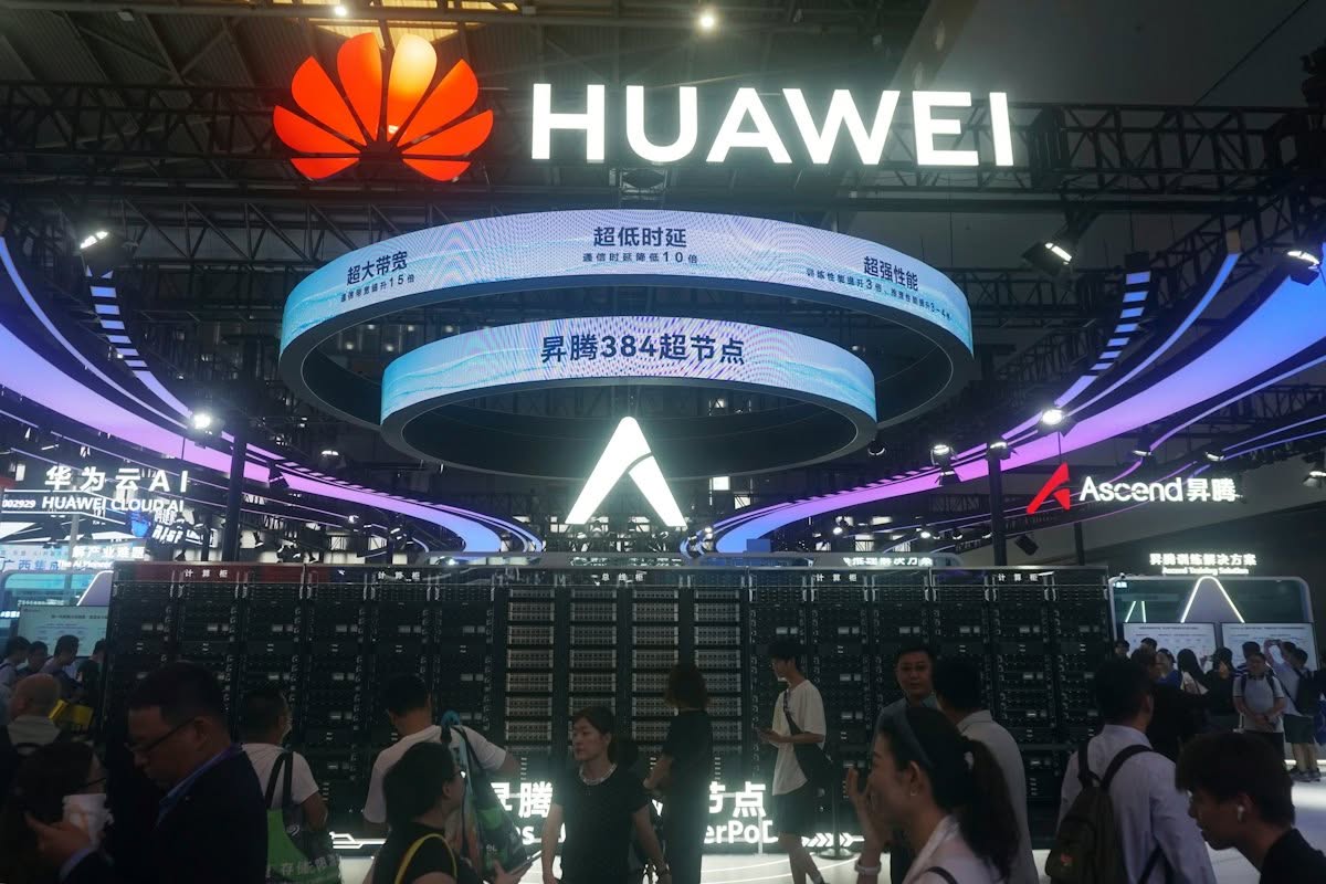 Huawei Ascend Ai Chip Trade Show Booth